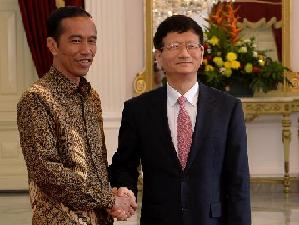 印尼总统佐科会见孟建柱