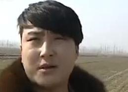 女子下葬一个月被掘坟盗尸 村民怀疑被配阴婚(图)