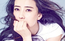 高圆圆恬静风格演绎夏日别样风情