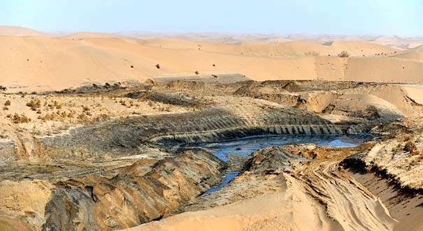 甘肃武威一企业向腾格里沙漠排污 负责人被立案调查