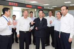 张高丽在重庆调研