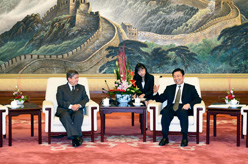 李源潮会见厄瓜多尔主权祖国联盟运动代表团