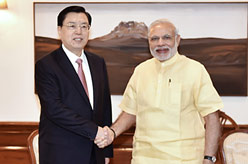 张德江会见印度总理莫迪