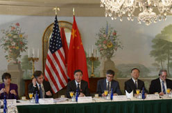 汪洋、杨洁篪会见中美企业家