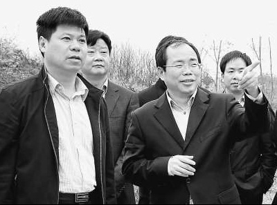 为公者，敢担当&mdash;&mdash;记湖南宁乡县委书记、经开区工委书记谭小平