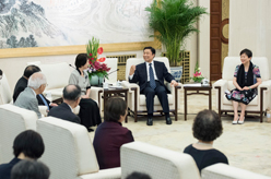 李源潮会见日本客人