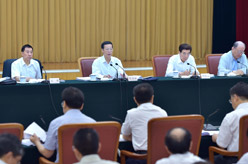 张高丽主持召开京津冀协同发展工作推动会议