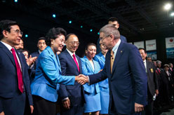 巴赫祝贺北京携手张家口获得2022年冬奥会举办权