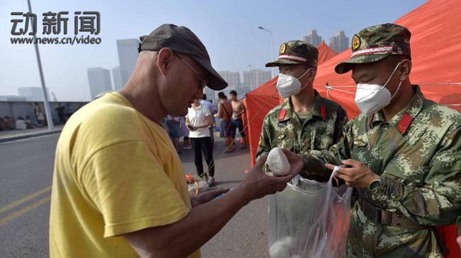 【动新闻】天津救援，我们在一起！