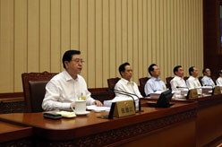 十二届全国人大常委会第十六次会议在京举行 张德江主持