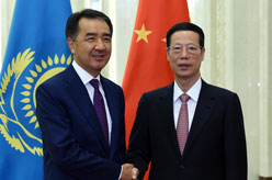 张高丽与哈萨克斯坦第一副总理萨金塔耶夫举行中哈合作委员会第七次会议