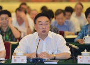 水利部部长陈雷回答问题