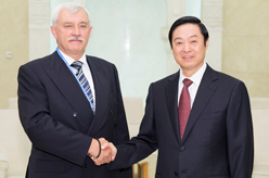 刘奇葆会见俄罗斯圣彼得堡市市长