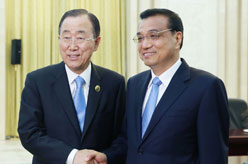 李克强会见联合国秘书长潘基文