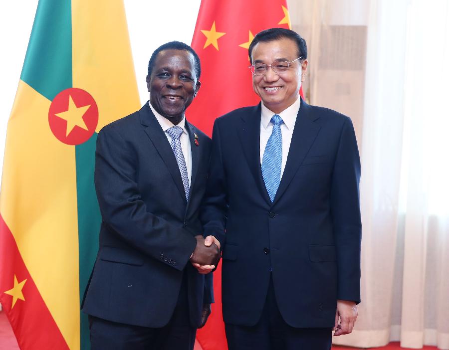 李克强会见格林纳达总理米切尔