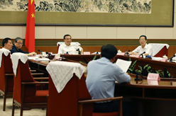 李克强主持召开深化国有企业改革和发展座谈会