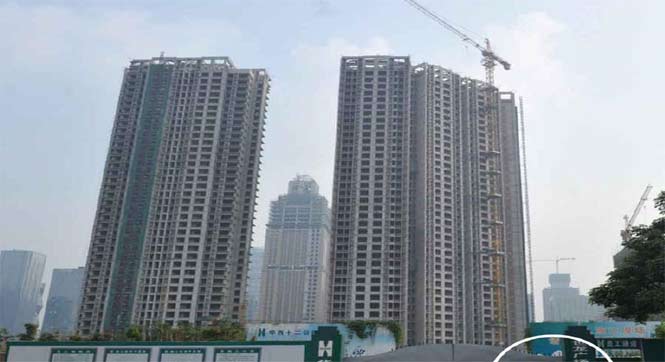 成都市一在建工地电梯坠落 4人死亡