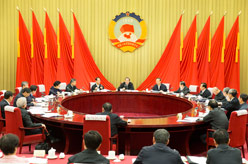 俞正声主持召开全国政协第三十五次主席会议