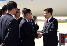 刘云山抵达平壤开始对朝鲜进行正式友好访问