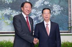 张高丽与新加坡副总理张志贤共同主持中新三个高级别合作机制会议