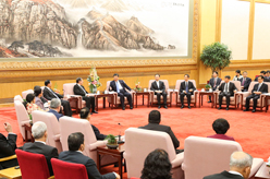 习近平会见出席亚洲政党丝绸之路专题会议的外方主要代表