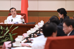 李克强主持召开部分省（区、市）负责人经济形势座谈会