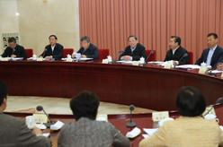 俞正声主持召开全国政协双周协商座谈会