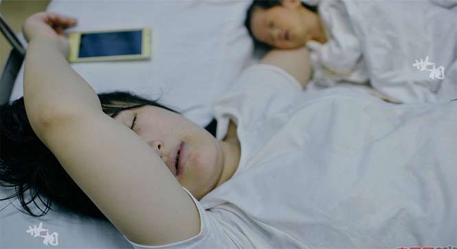 14岁的思思和她生下的两个孩子