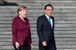 李克强举行仪式欢迎德国总理默克尔访华