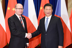 习近平会见捷克总理索博特卡