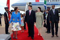 习近平抵达比勒陀利亚开始对南非进行国事访问