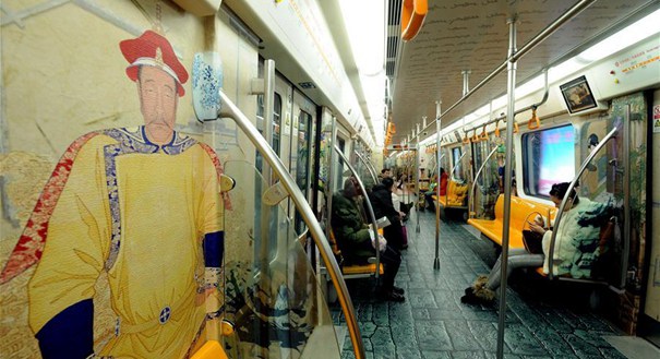 "沈阳历史&rdquo;主题地铁列车亮相