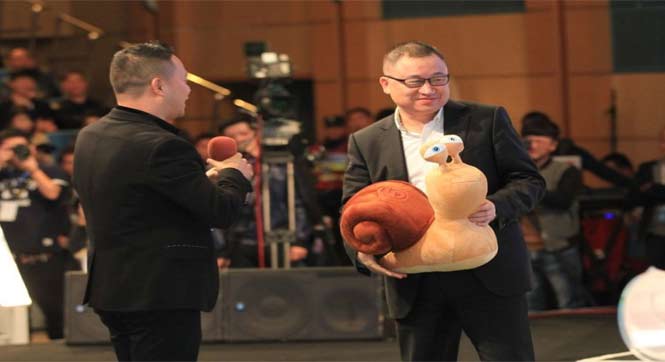 温州市民问政&ldquo;慢&rdquo;工程 给领导送&ldquo;蜗牛&rdquo;