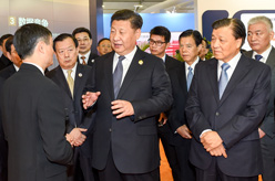 习近平视察&ldquo;互联网之光&rdquo;博览会