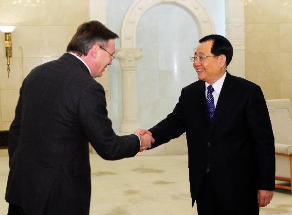 王刚会见乌克兰客人