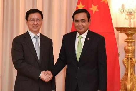 泰国总理巴育会见韩正