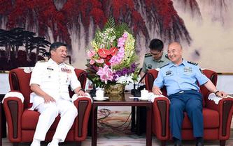 许其亮会见马来西亚海军司令