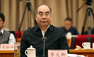 甘肃省科技厅党组书记、厅长李文卿发言