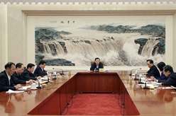 張德江主持召開全國人大常委會黨組會議