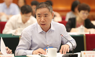 工业和信息化部副部长辛国斌回答问题