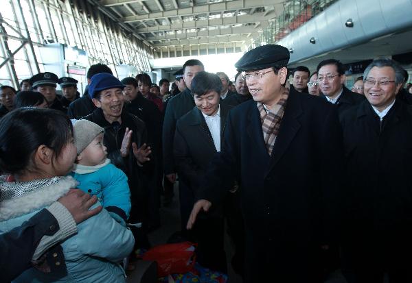 张德江在京检查春运准备工作