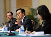 商务部部长高虎城回答记者提问