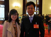 朱军委员与本网记者合影