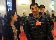 张国立委员接受新华网记者采访