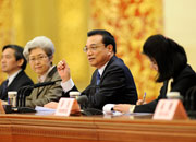 国务院总理李克强回答记者提问