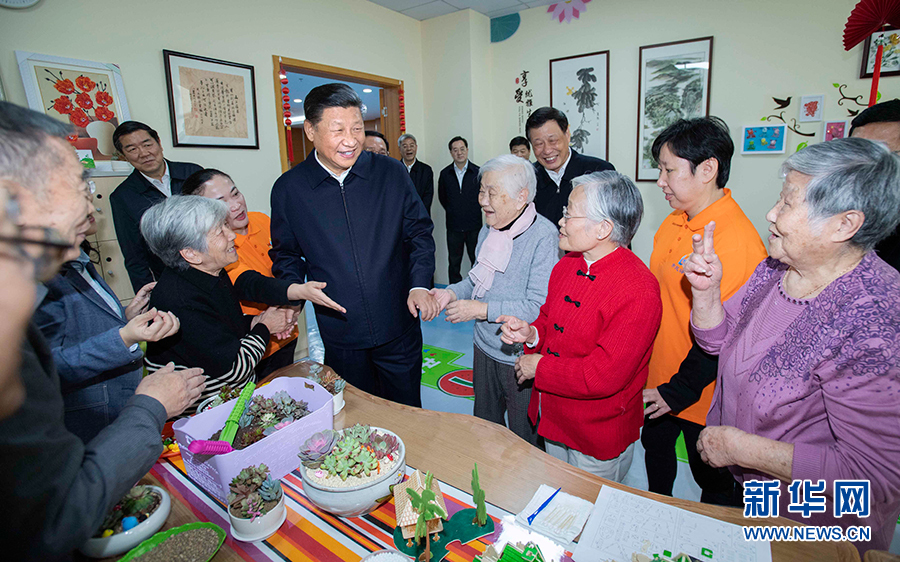 2018年,习近平的这些暖心瞬间