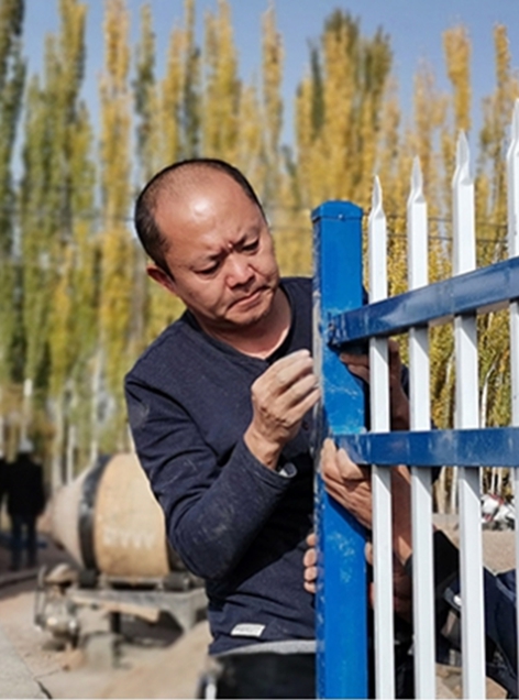 華能駐新疆百合提村第一書記余小明 義不容辭 義無反顧 堅決打贏脫貧攻堅戰