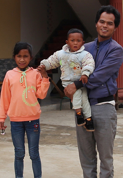 云南澜沧县鲍晒哎：翁邦拉是我&ldquo;离不开&rdquo;的家