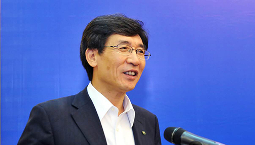 首届未来科学大奖物质科学奖获得者薛其坤