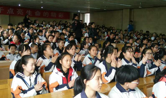 “追梦起航-2017全国航空科普文化季活动”在陕西宝鸡正式启幕